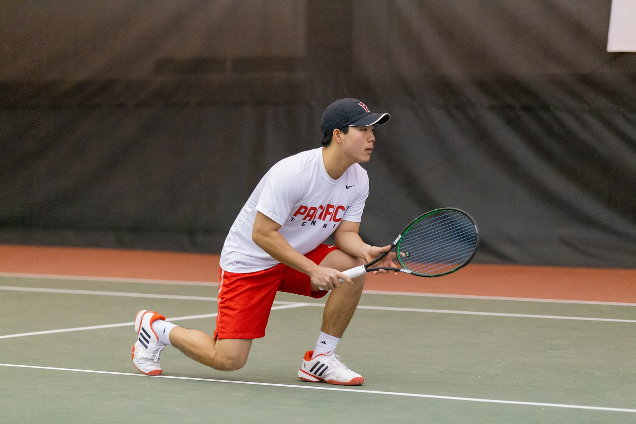Reyn Miyagawa with fellow tennis players